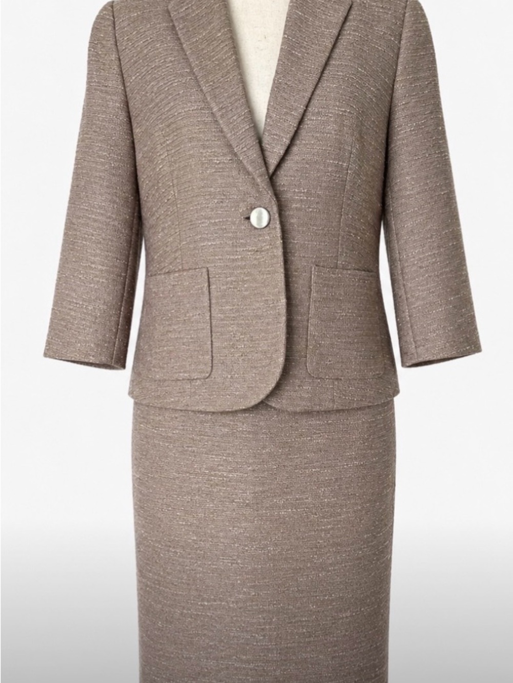 RW&CO Taupe Metallic Tweed Skirt Suit Set M Blazer Size 10 Skirt Classic Chic